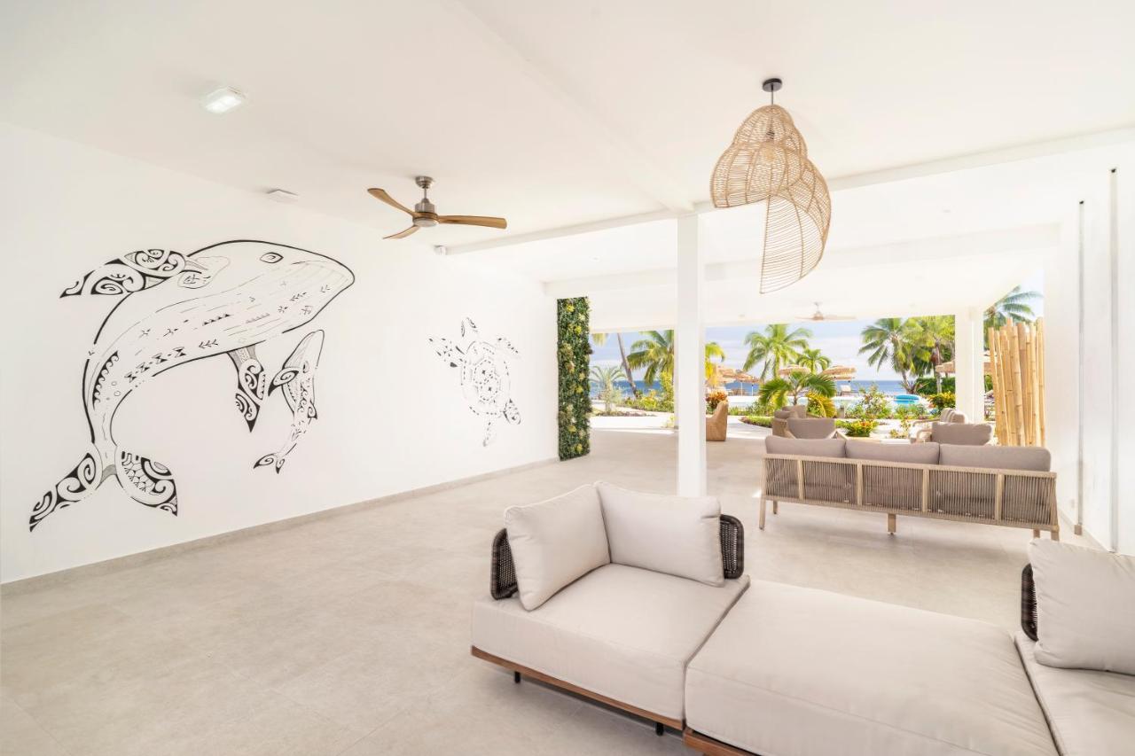 Cook'S Bay Hotel & Suites Paopao Εξωτερικό φωτογραφία