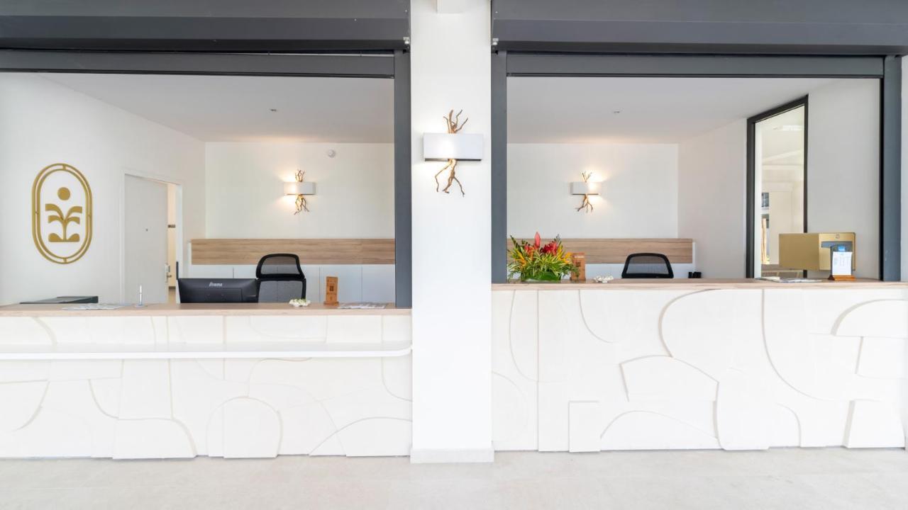Cook'S Bay Hotel & Suites Paopao Εξωτερικό φωτογραφία