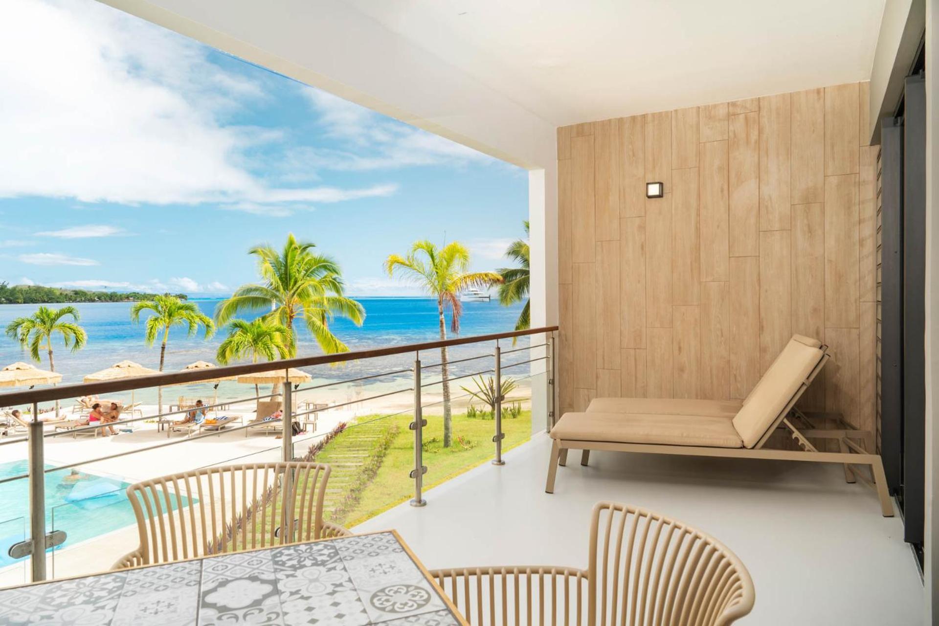 Cook'S Bay Hotel & Suites Paopao Εξωτερικό φωτογραφία
