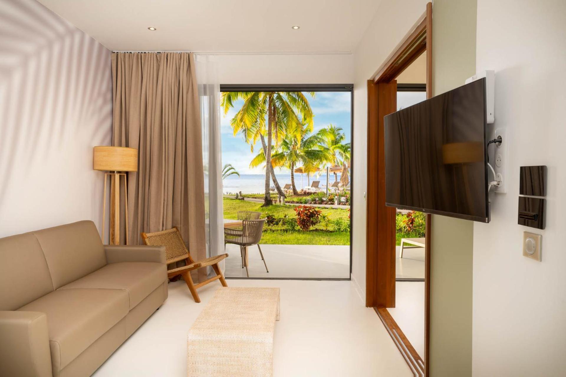 Cook'S Bay Hotel & Suites Paopao Εξωτερικό φωτογραφία