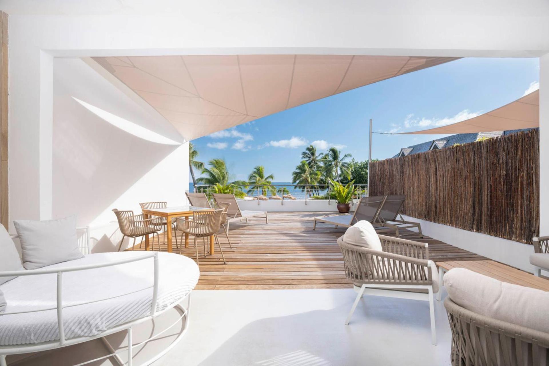 Cook'S Bay Hotel & Suites Paopao Εξωτερικό φωτογραφία