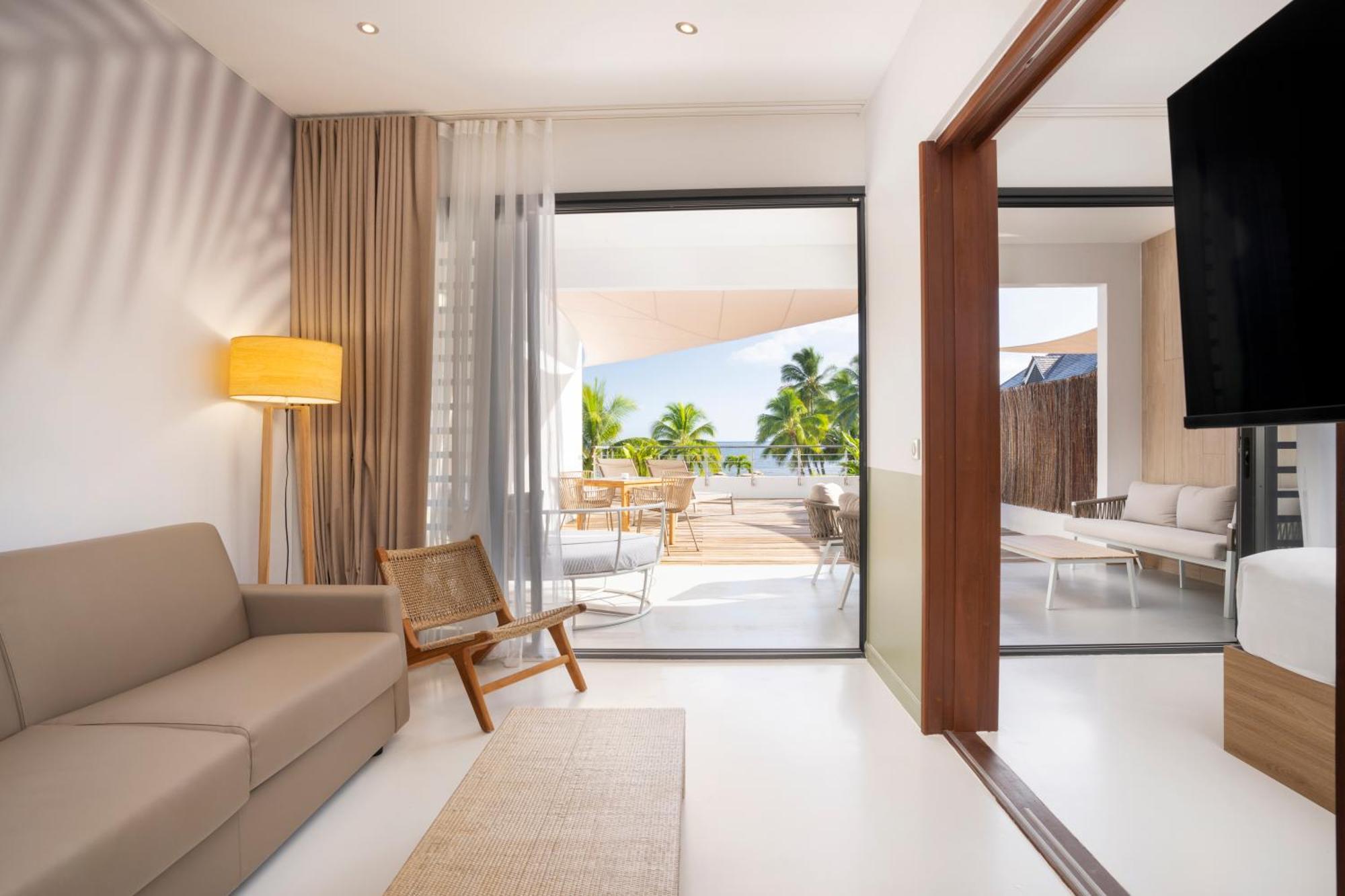 Cook'S Bay Hotel & Suites Paopao Εξωτερικό φωτογραφία